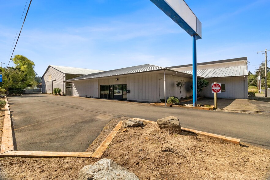 6305 SW Highway 101, Lincoln City, OR for sale - Primary Photo - Image 1 of 43