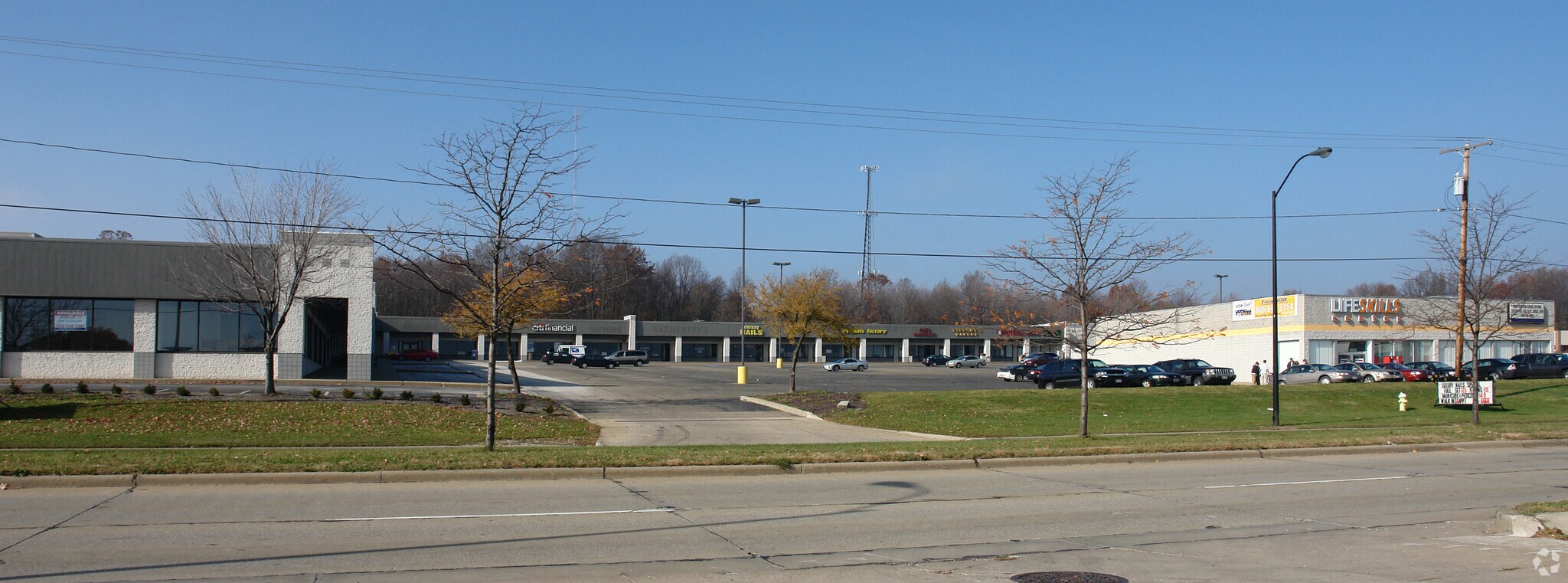 2168-2216 Romig Rd, Akron, OH for sale Primary Photo- Image 1 of 1