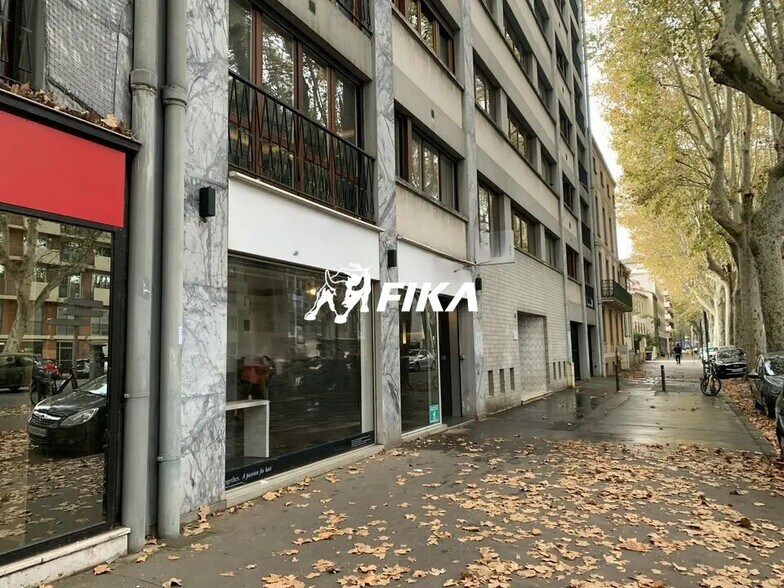 Office in Toulouse for lease - Building Photo - Image 2 of 5