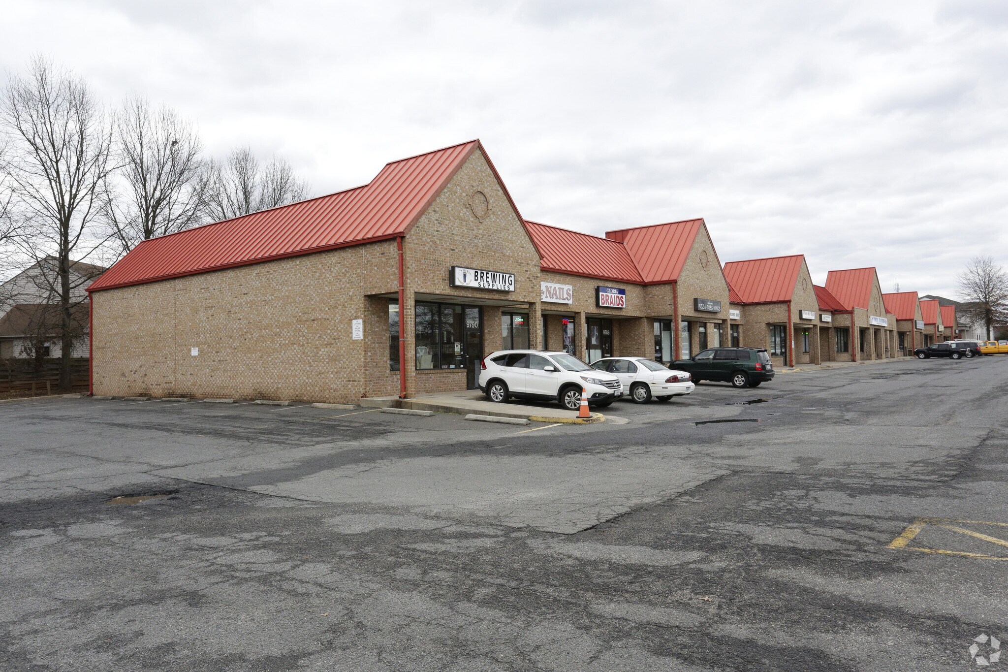 9750-9790 Center St, Manassas, VA for sale Primary Photo- Image 1 of 1