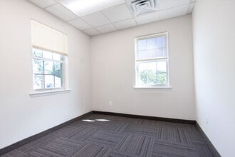 211 Commons Way, Princeton, NJ for lease Building Photo- Image 1 of 10
