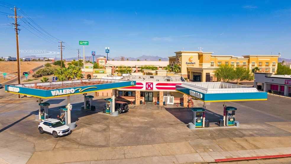 310 S Lovekin Blvd, Blythe, CA for sale - Building Photo - Image 2 of 8