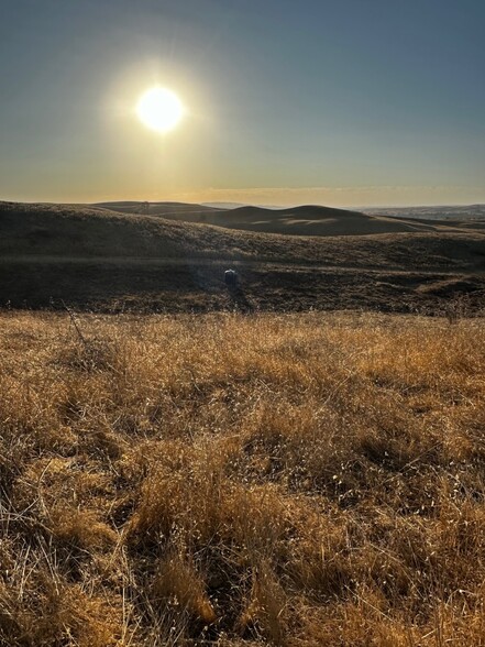 3700 Gruenhagen Flat Rd, Paso Robles, CA for sale - Building Photo - Image 3 of 10