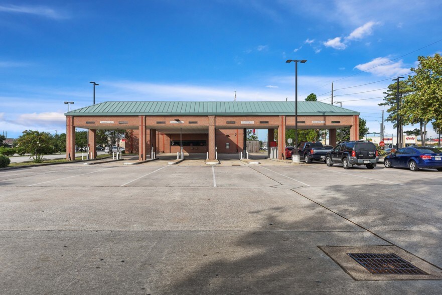 9460 FM 1960 Rd W, Humble, TX for sale - Primary Photo - Image 1 of 1