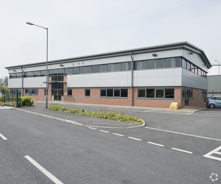 Aviation Rd, Sherburn In Elmet for lease - Building Photo - Image 2 of 2