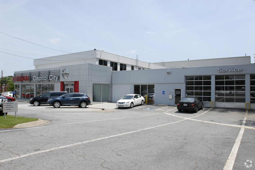 5211 Peachtree Industrial Blvd, Atlanta, GA for sale - Primary Photo - Image 1 of 1