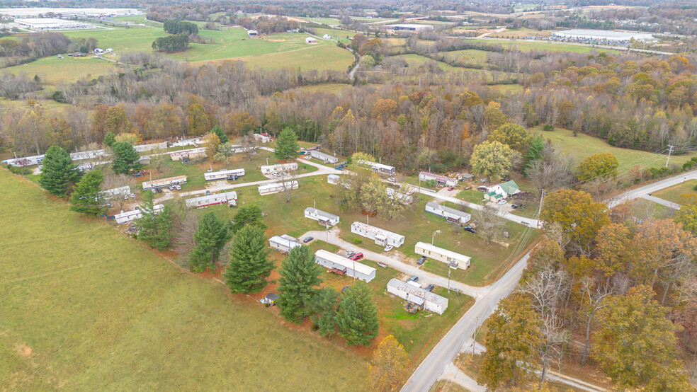 1901 Cane Creek Rd, Cookeville, TN for sale - Primary Photo - Image 1 of 15