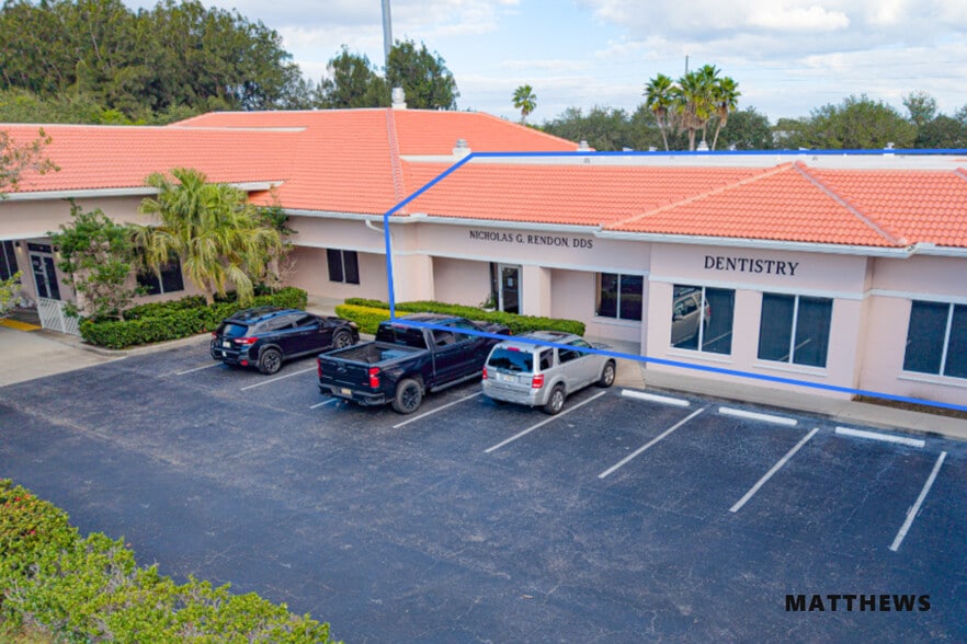 310 17th St, Vero Beach, FL for sale - Building Photo - Image 1 of 3