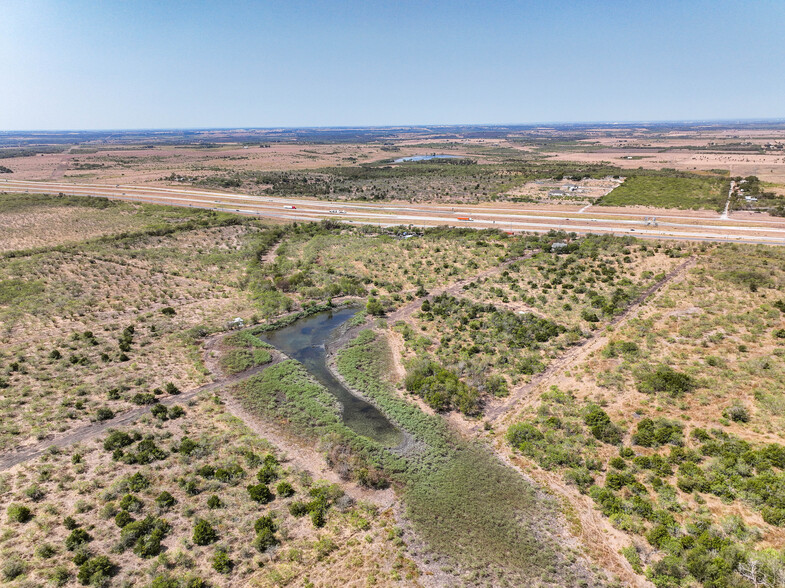 7576 N US Highway 183, Lockhart, TX for sale - Building Photo - Image 2 of 7