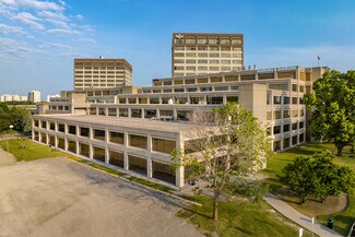 More details for 245 Consumers Rd, Toronto, ON - Office for Lease
