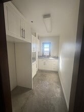 6525 W Sunset Blvd, Los Angeles, CA for lease Building Photo- Image 2 of 4