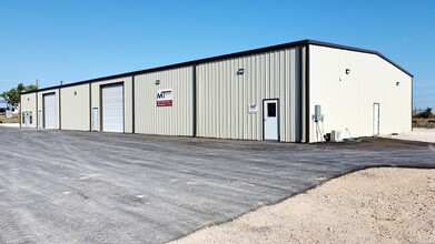 5277 FM 1044, New Braunfels, TX for lease Building Photo- Image 2 of 6