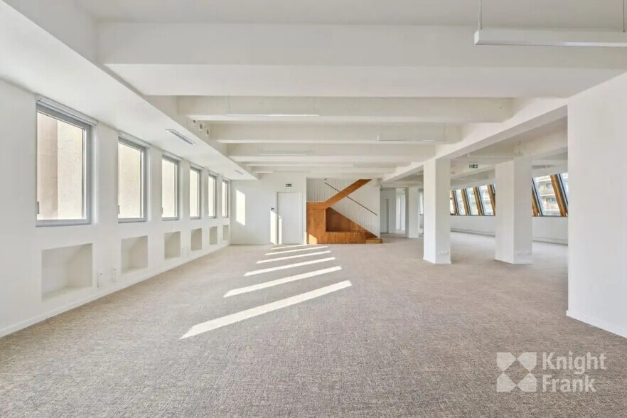 28-28 Rue Du Docteur Finlay, Paris for lease - Building Photo - Image 3 of 13