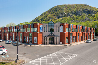 More details for 370-380 Boul Sir-Wilfrid-Laurier, Mont-St-Hilaire, QC - Office for Lease