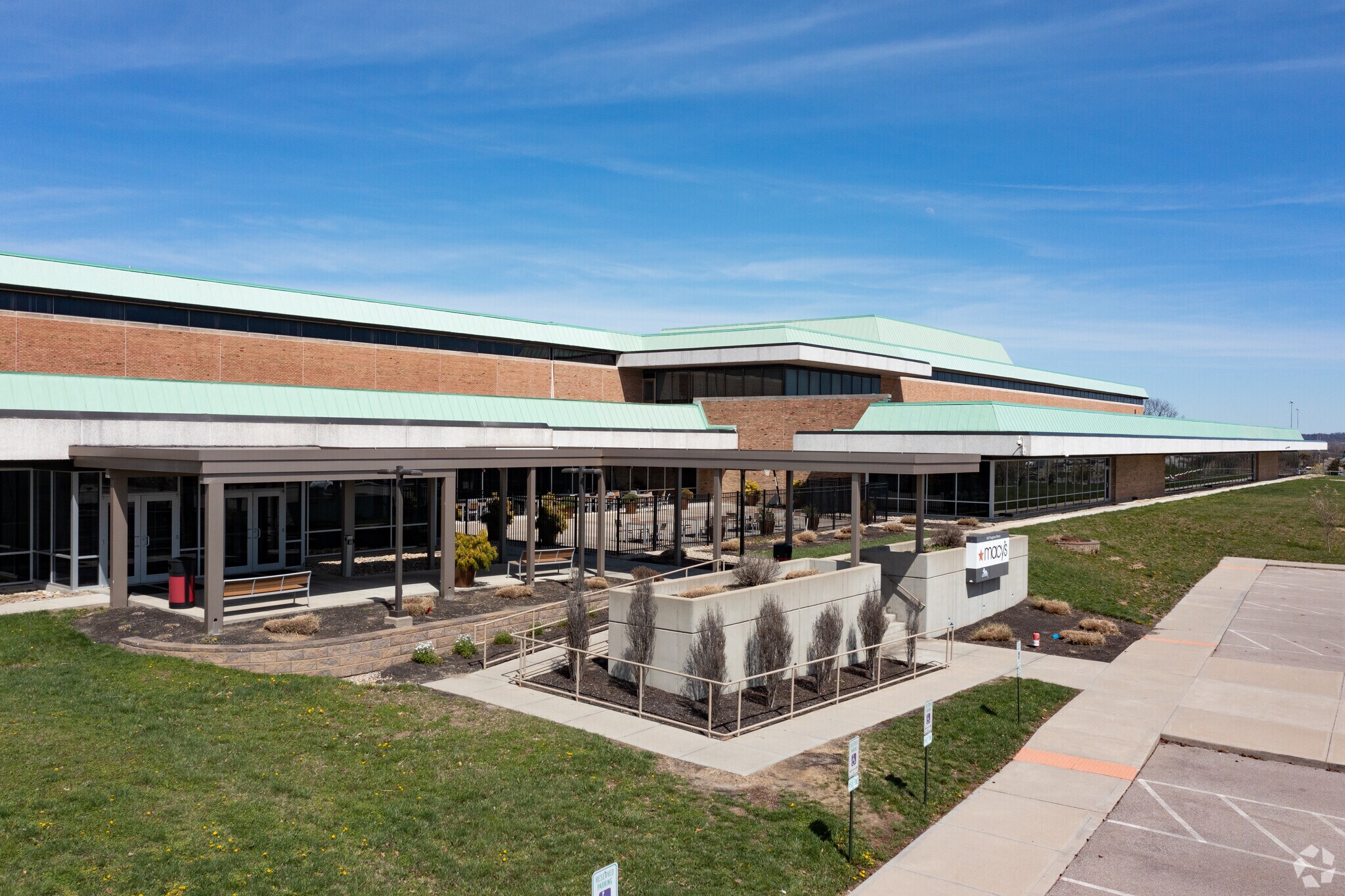 175 Progress Pl, Springdale, OH for sale Building Photo- Image 1 of 1