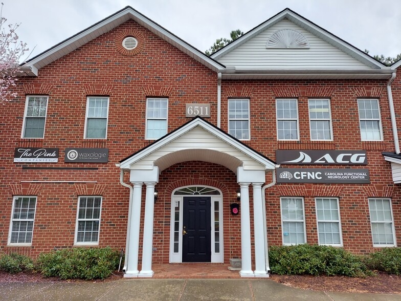 6511 Creedmoor Rd, Raleigh, NC 27613