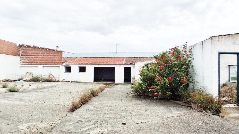 Land in Cantalapiedra for sale - Building Photo - Image 3 of 30