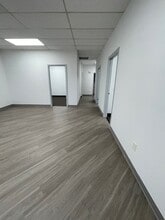 2700-2750 N 29th Ave, Hollywood, FL for lease Building Photo- Image 2 of 14