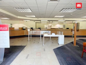 1125-1165 Lindero Canyon Rd, Westlake Village, CA for lease Interior Photo- Image 1 of 4