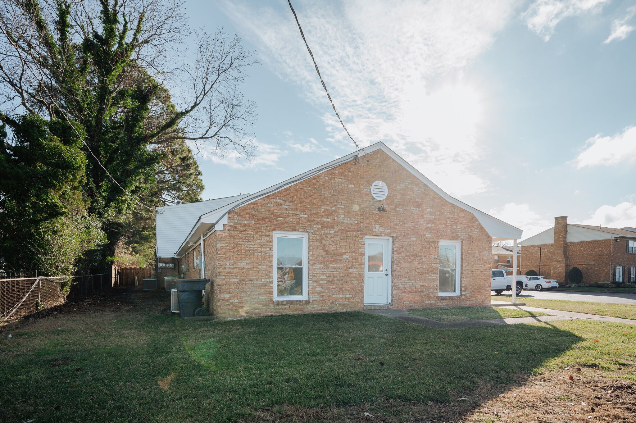 6124 Lexington Ct, Virginia Beach, VA for lease Building Photo- Image 1 of 18