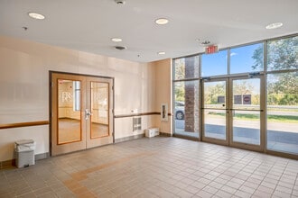 46B Thomas Johnson Dr, Frederick, MD for lease Building Photo- Image 2 of 7