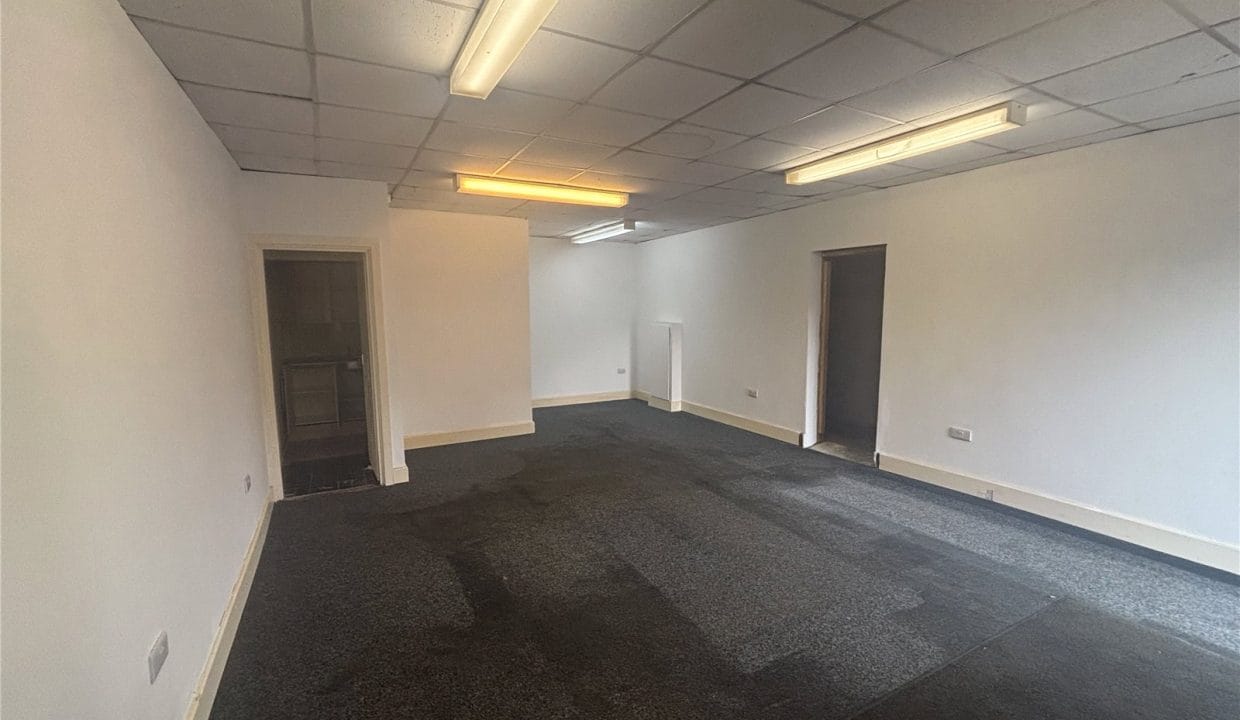 43-53 Shields Rd, Newcastle Upon Tyne for lease Interior Photo- Image 1 of 4