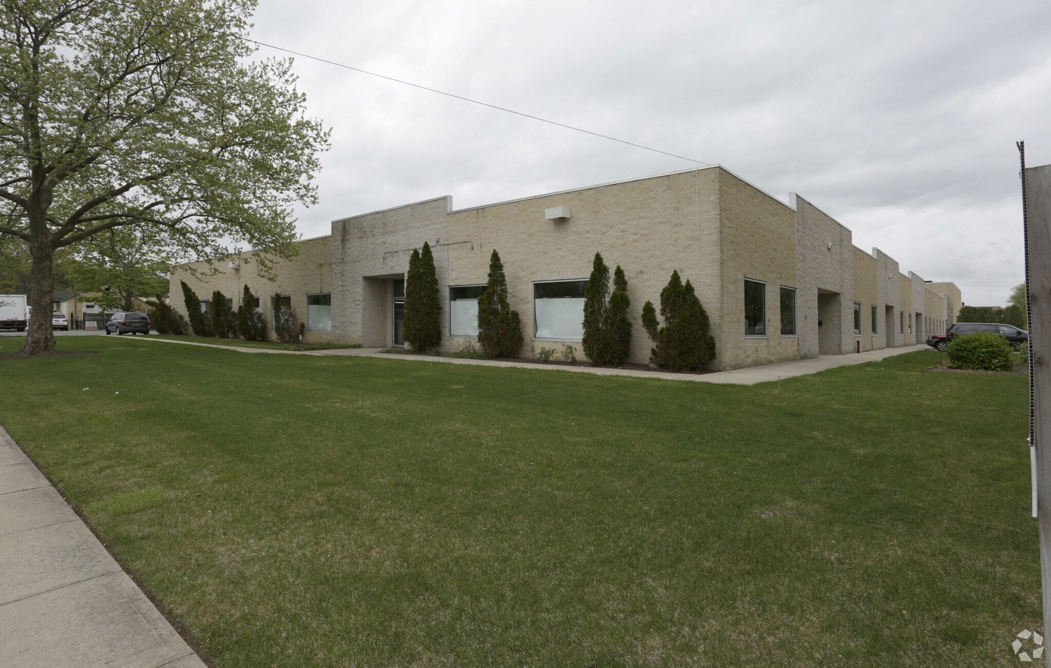 681 Grand Blvd, Deer Park, NY 11729 Industrial for Lease