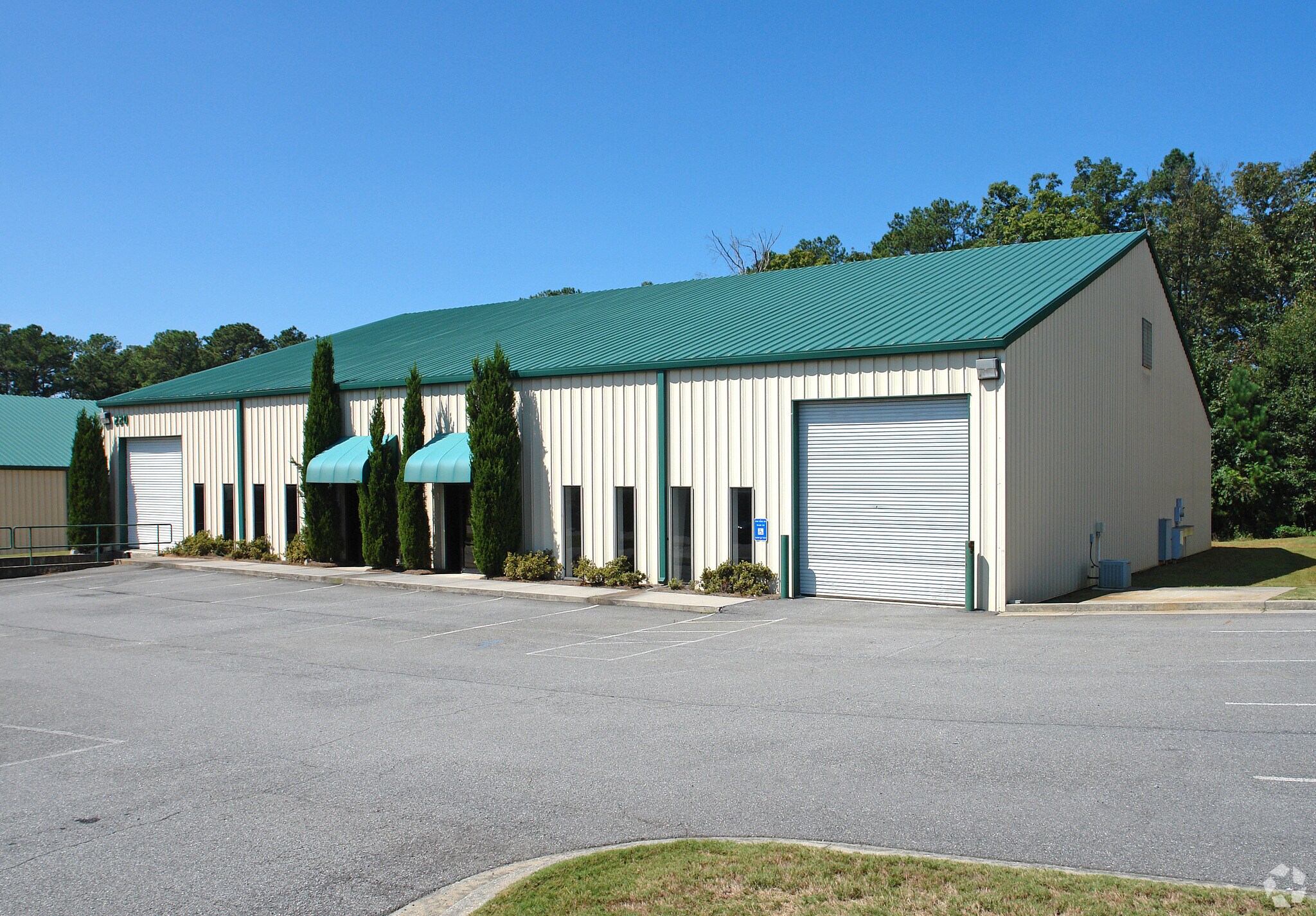 220 Rope Mill Pky, Woodstock, GA for sale Primary Photo- Image 1 of 1
