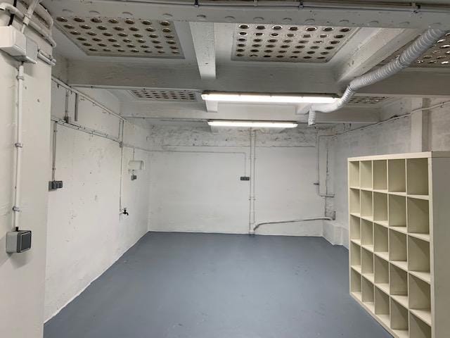 Avenue Carnot, Paris for lease - Building Photo - Image 1 of 11