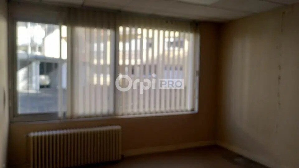 Office in Pau for lease - Interior Photo - Image 3 of 5