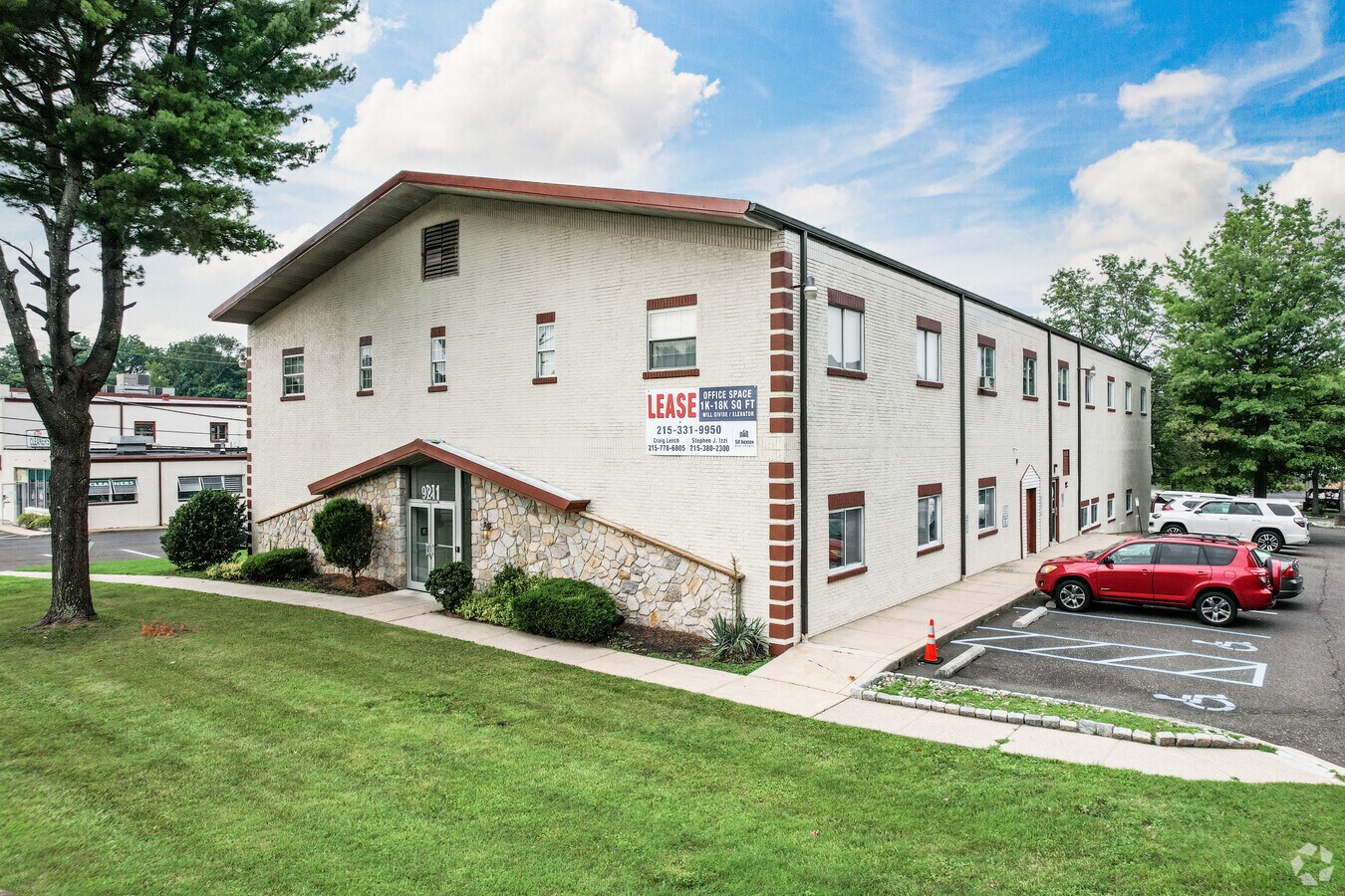 921 N Bethlehem Pike, Spring House, PA 19477