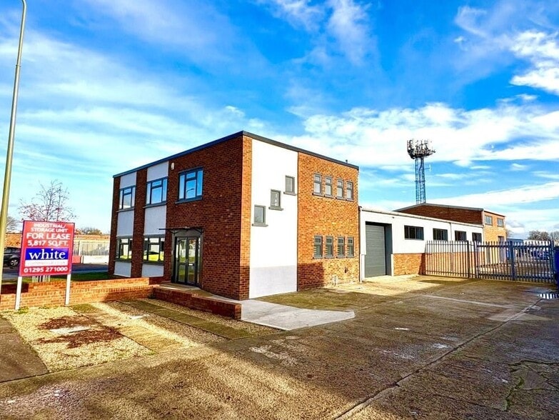 Murdock Rd, Bicester for lease - Building Photo - Image 2 of 9