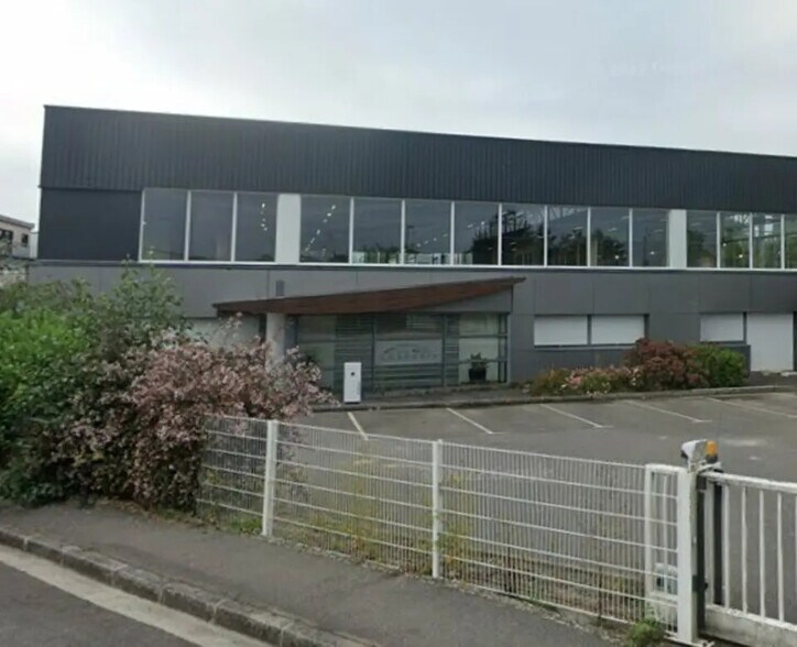 Office in Brest for sale - Building Photo - Image 1 of 12