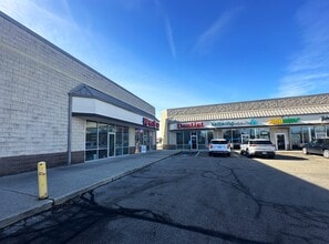 510-590 W Main St, New Lebanon, OH for lease Building Photo- Image 1 of 7