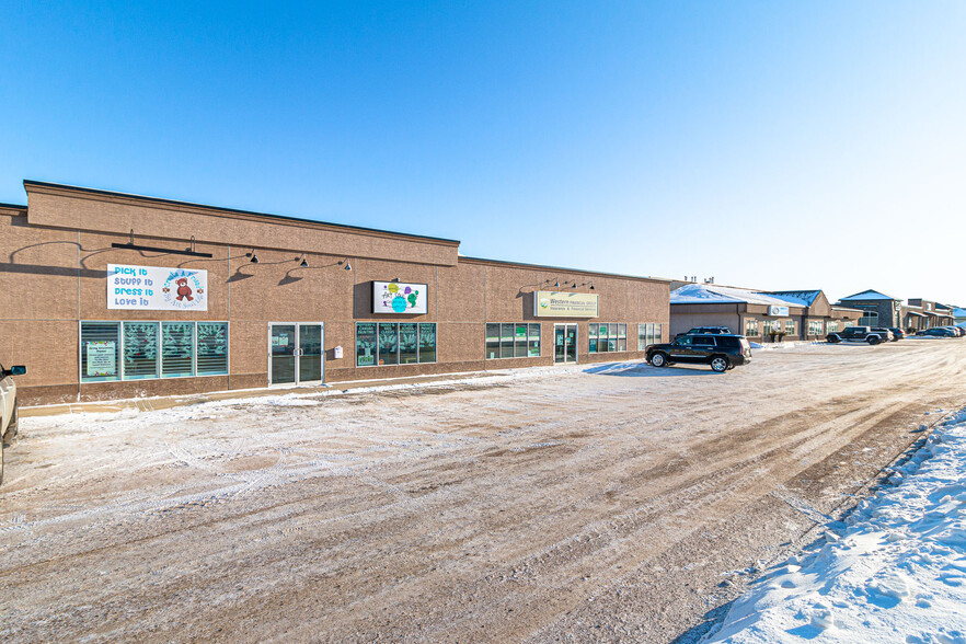 3003 50 Av, Lloydminster, SK for sale - Primary Photo - Image 1 of 1