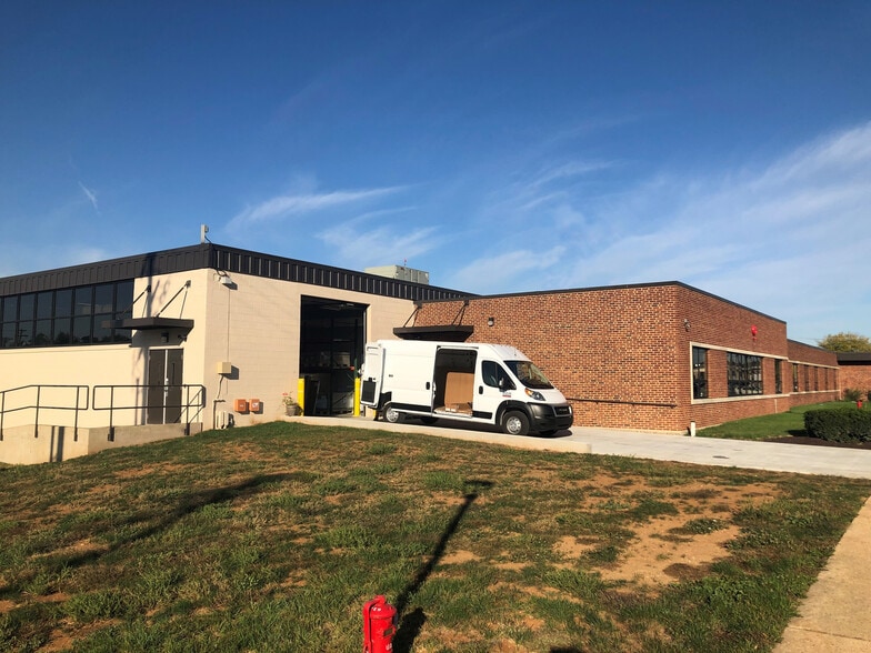 1128 Roosevelt Ave, York, PA 17404 Office Space close to Route 30