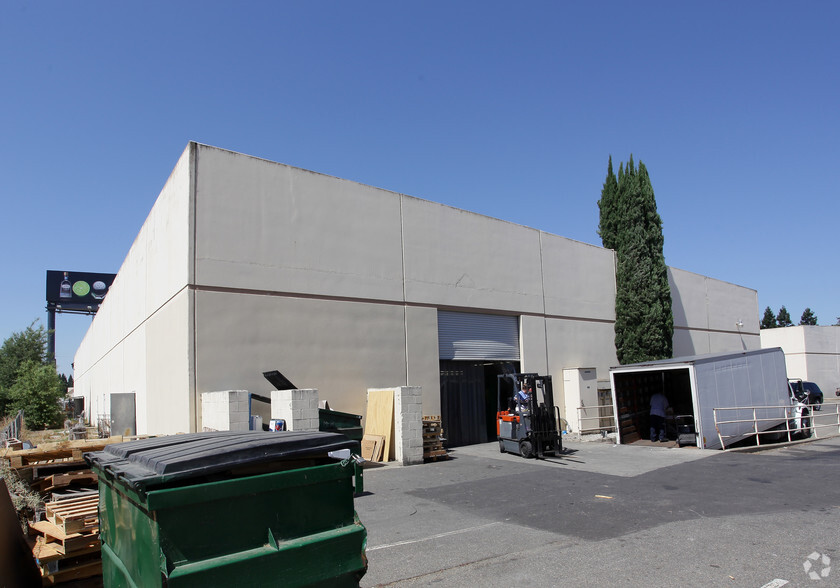 773 Northport Dr, West Sacramento, CA for lease - Building Photo - Image 3 of 3