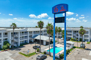 Estate Sale Dual-Brand Studio & Motel 6 - Motel