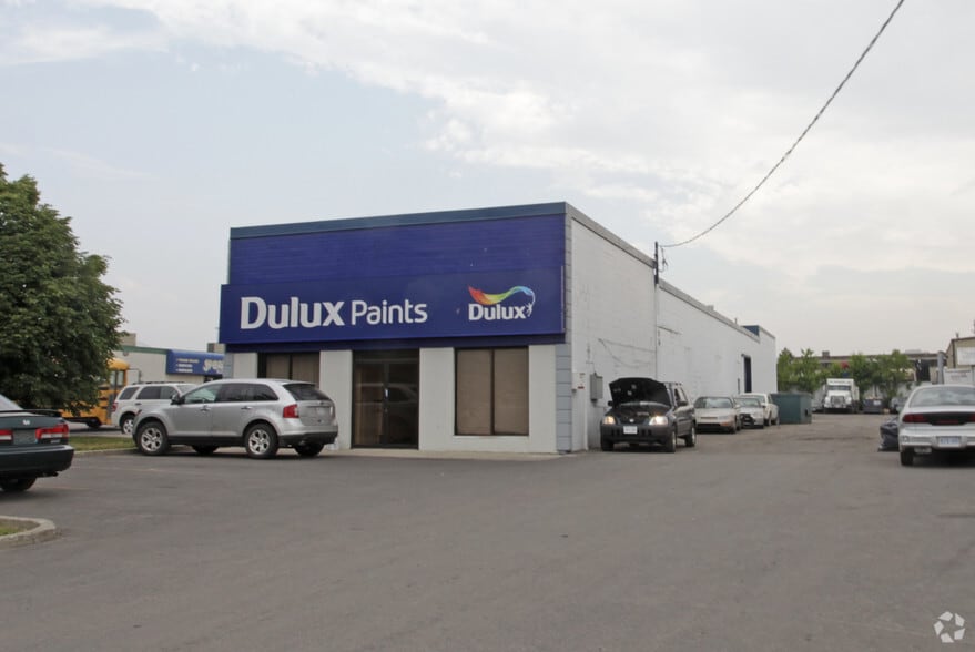 24 Rutherford Rd S, Brampton, ON for sale - Primary Photo - Image 1 of 1