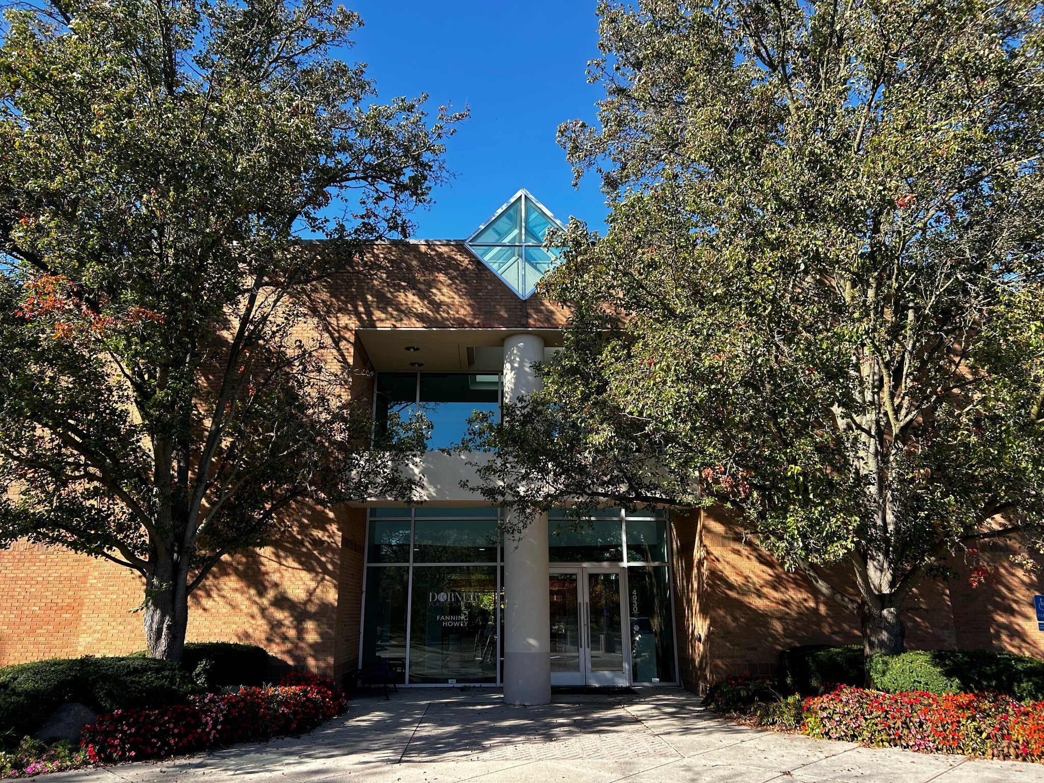 4930 Bradenton Ave, Dublin, OH for lease Building Photo- Image 1 of 10