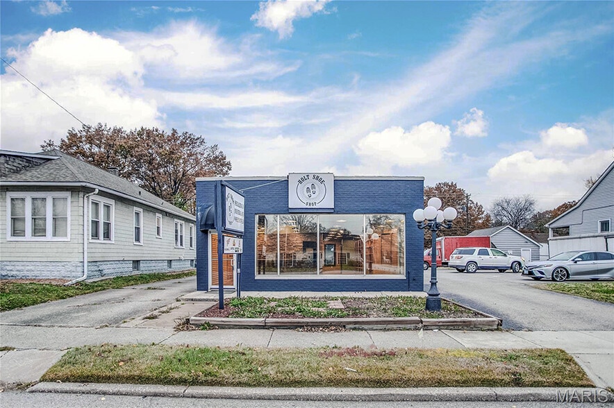 2721 Madison Ave, Granite City, IL for sale - Building Photo - Image 1 of 10