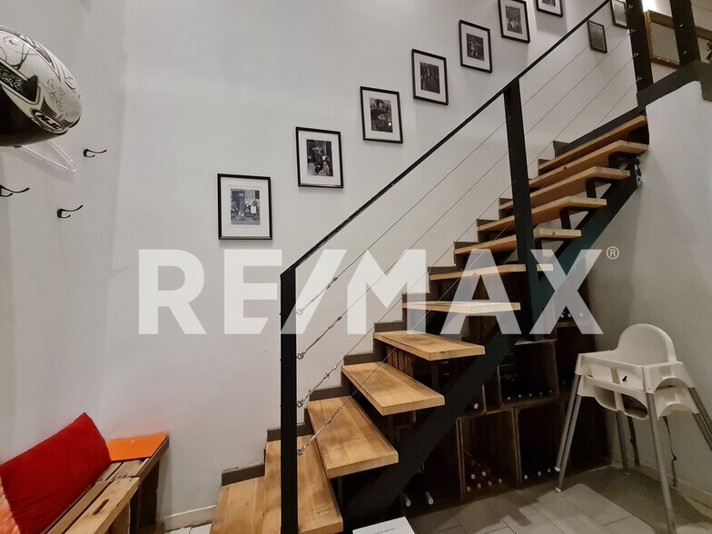 Retail in Santa Eulària des Riu, Islas Baleares for lease - Building Photo - Image 2 of 27