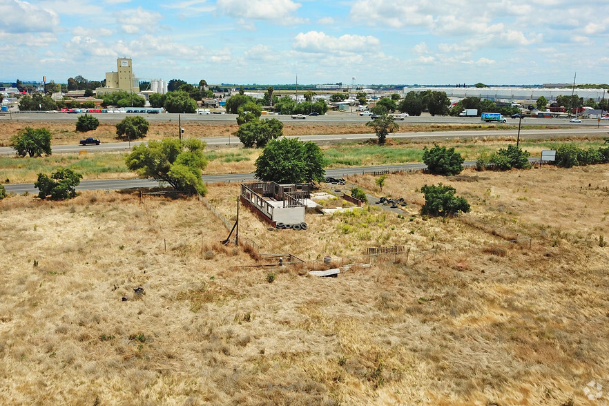 11293 S Manthey, Lathrop, CA for sale - Building Photo - Image 1 of 1