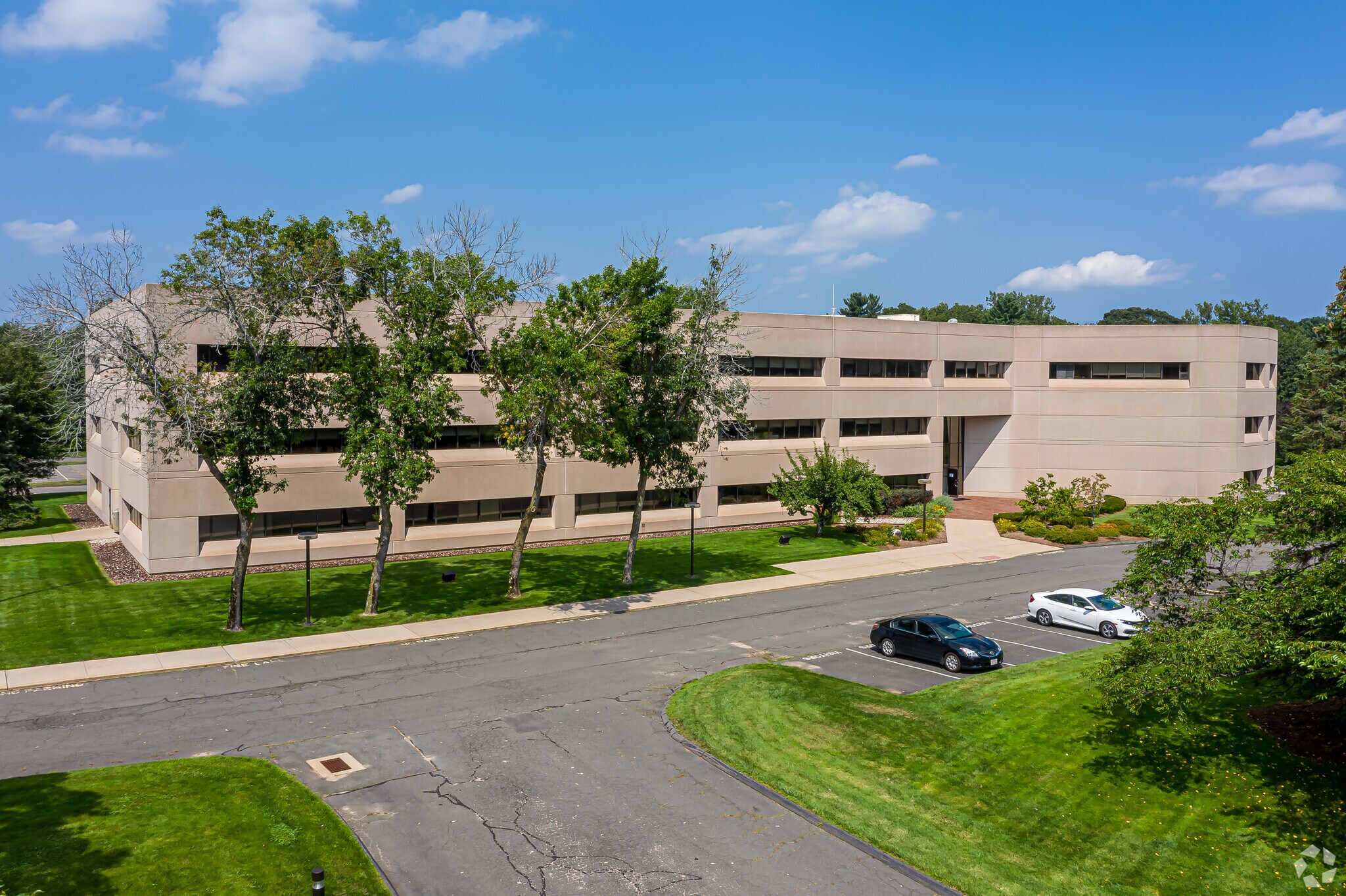 500 Day Hill Rd, Windsor, CT for sale Building Photo- Image 1 of 1