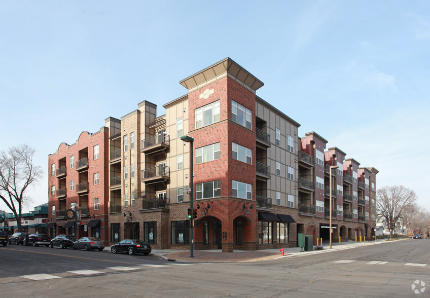 701 Mainstreet, Hopkins, MN for lease - Primary Photo - Image 1 of 1