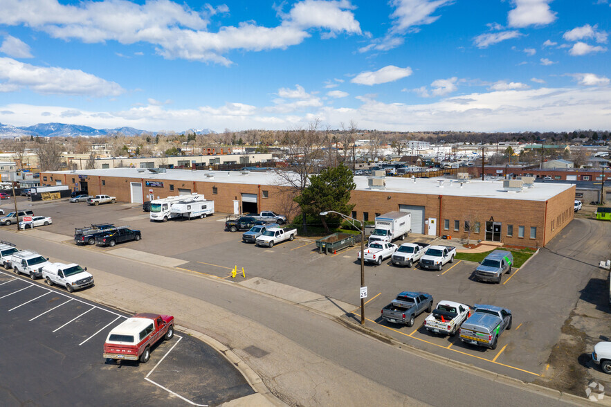 6105 W 55th Ave, Arvada, CO for lease - Building Photo - Image 2 of 5