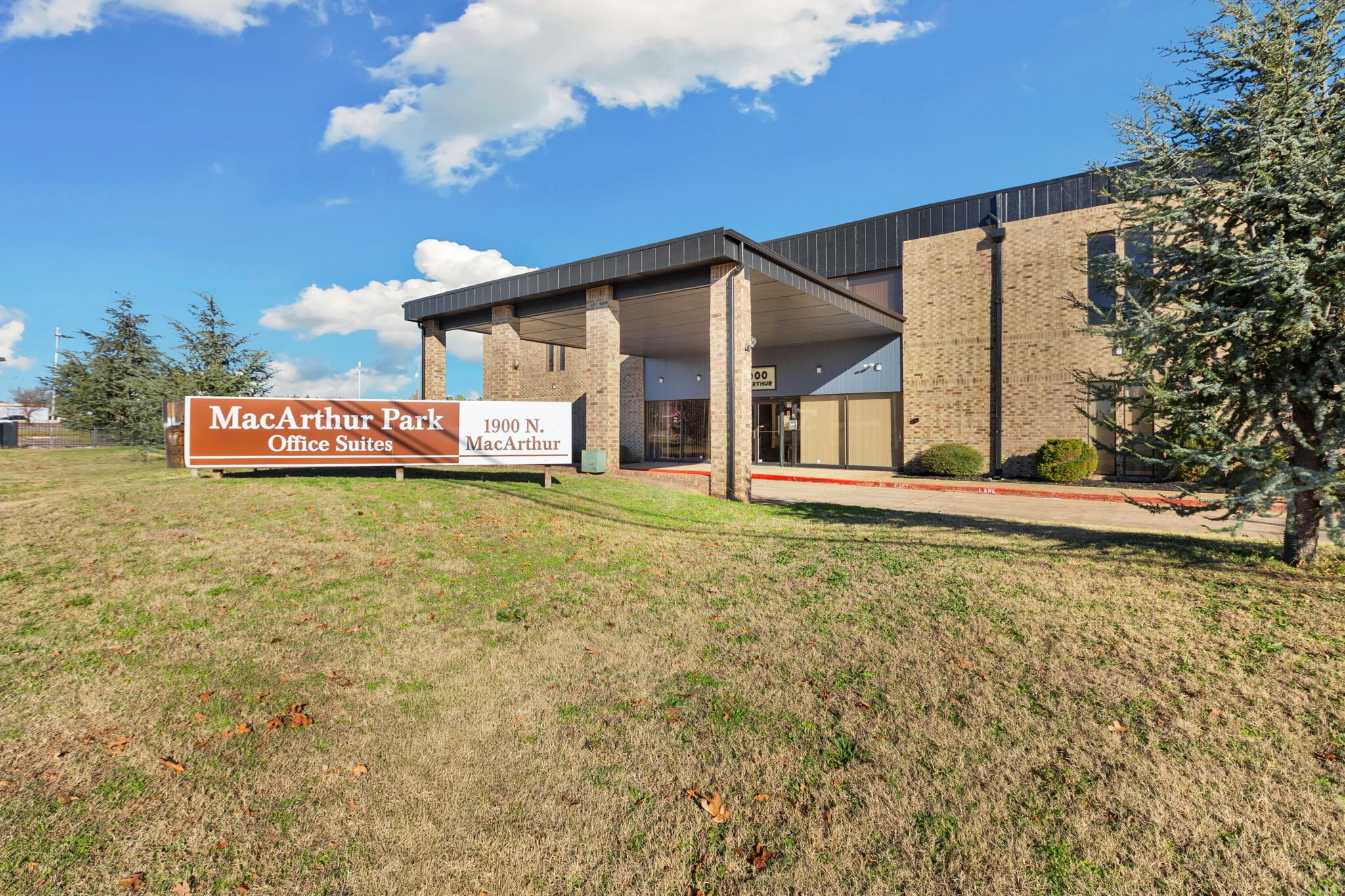 1900 N Macarthur Blvd, Oklahoma City, OK for sale Building Photo- Image 1 of 19