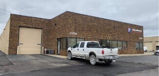 More details for 33733-33753 Groesbeck Hwy, Fraser, MI - Industrial for Lease