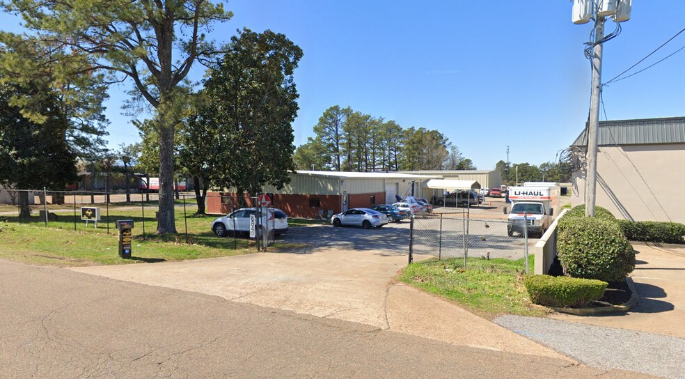 8849 Hamilton, Southaven, MS 38671