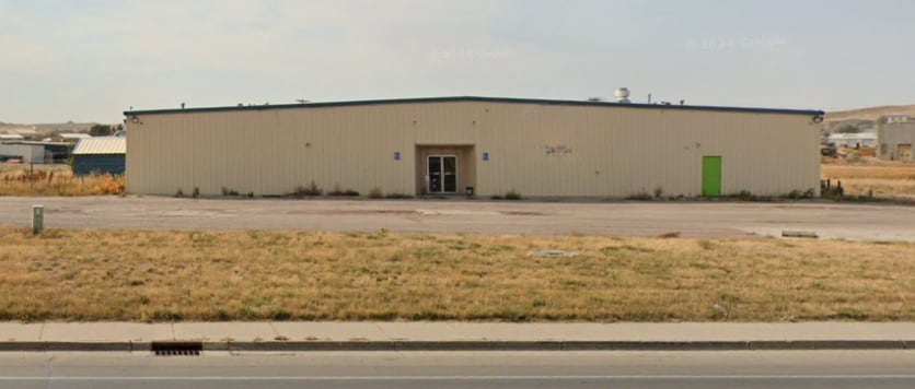 5700 S Douglas Hwy, Gillette, WY for lease - Building Photo - Image 1 of 1